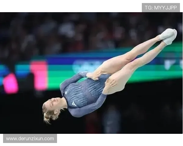 世界蹦床锦标赛空中姿态的力学分析